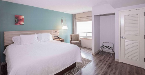Hilton Garden Inn Des Moines image 9